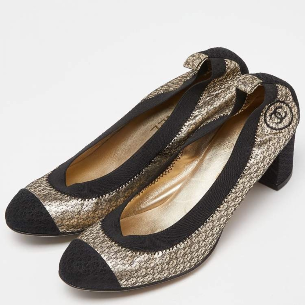 Chanel Gold/Black Leather and Fabric Cap Toe Scrunch Ballet Pumps 37.5